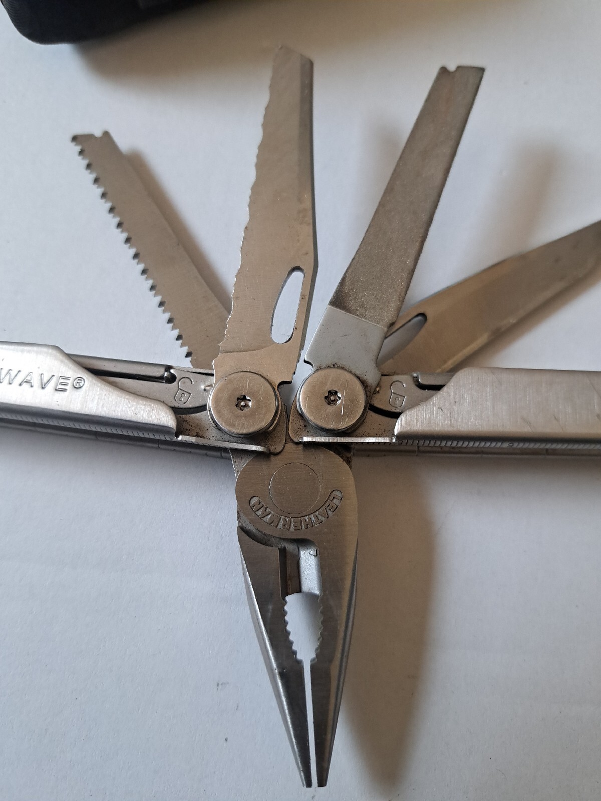 Leatherman Wave Stainless Multi-Tool w/Nylon Sheat Used