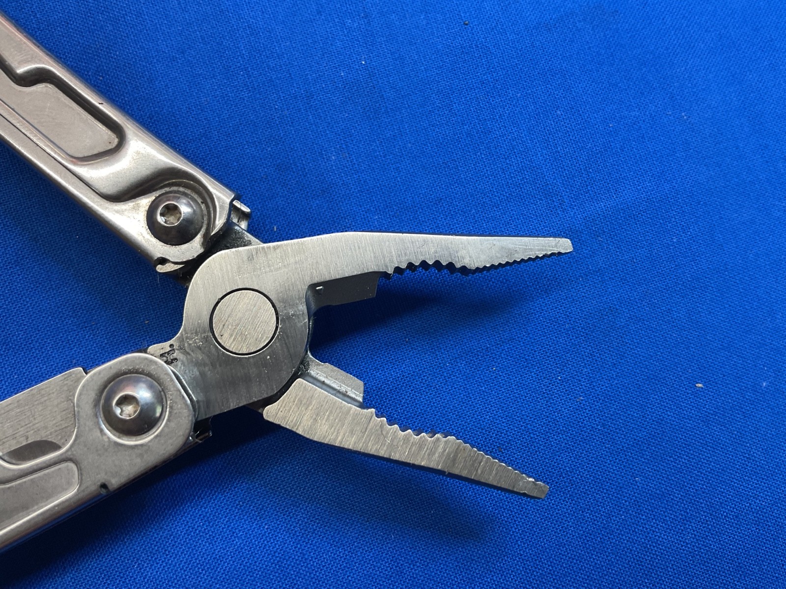 Leatherman Rev Multi-Tool Knife Plier 2024 Date Code