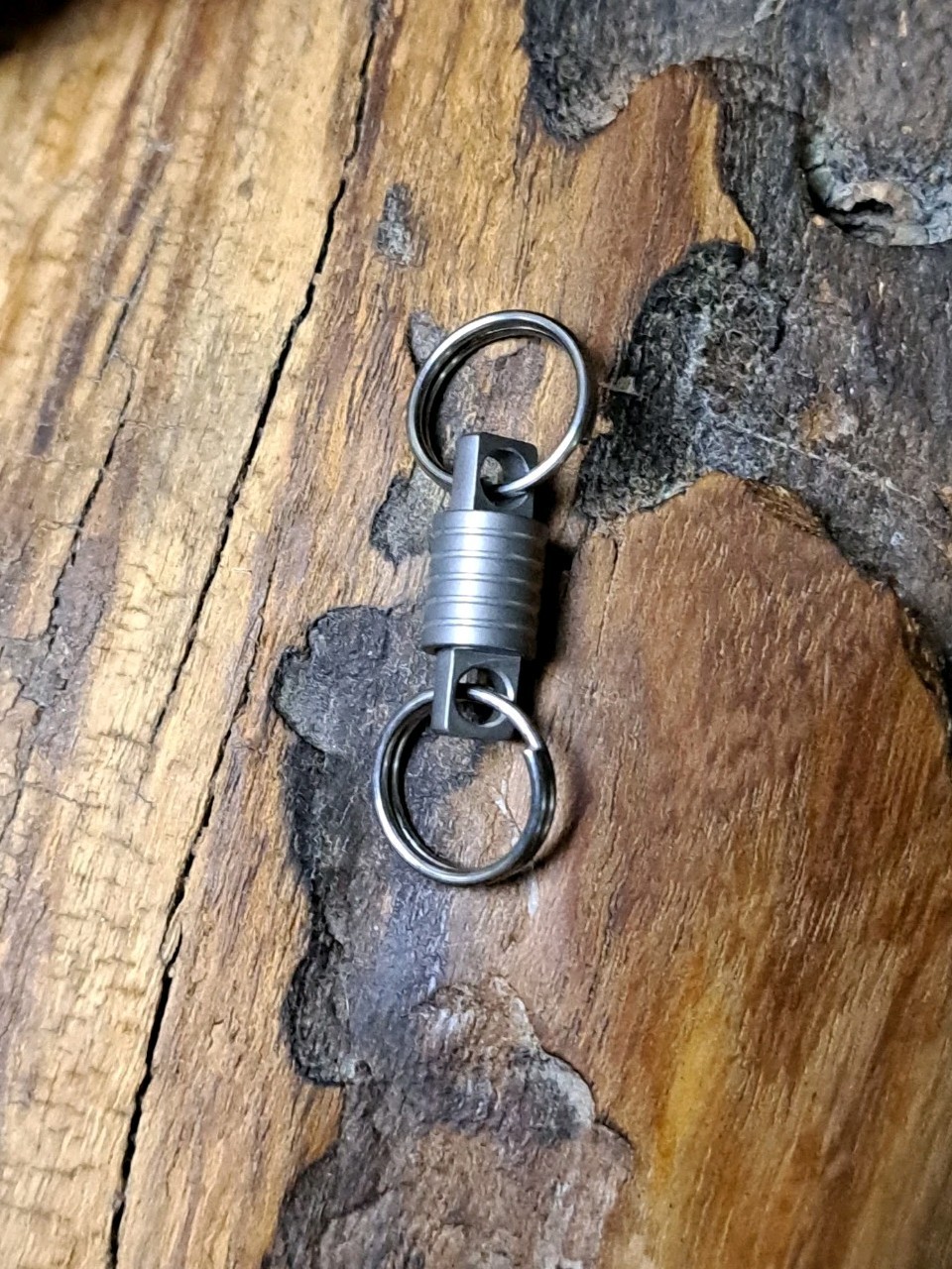 Pro Super Mini Series Titanium Swivel With 12mm Titanium Keyrings