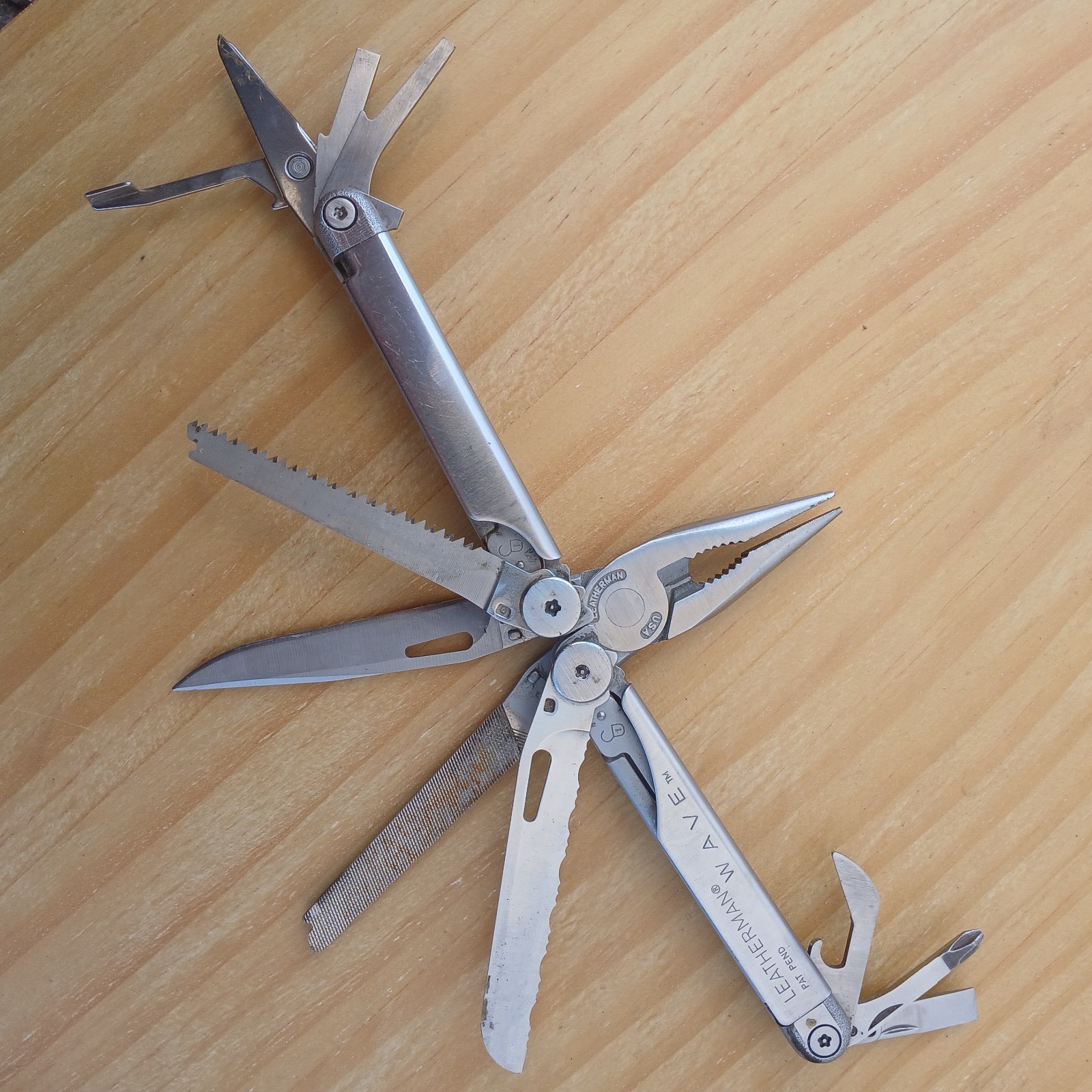 LEATHERMAN Multi tool LOT of 4 | PST II, Rebar, Wave, Fuse