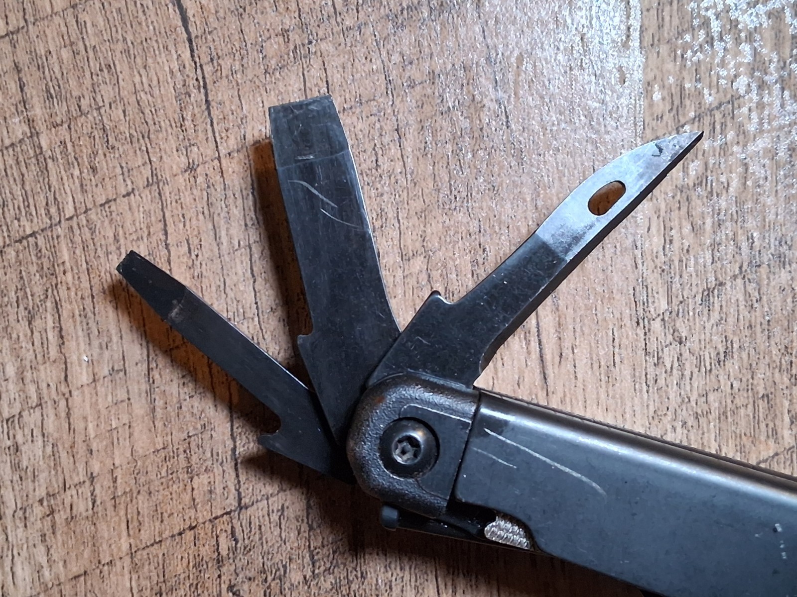 LEATHERMAN SURGE 19-In-1 Black Oxide Heavy Duty Multitool Good Cond. FAST SHIP!