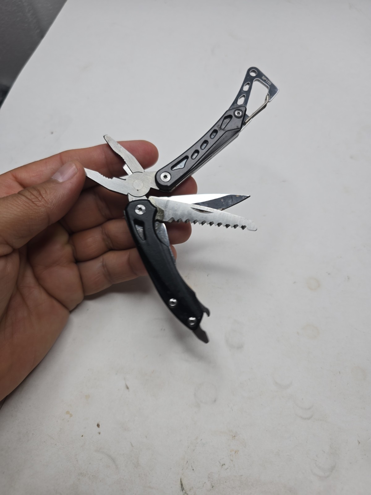 Multi Tool True Utility Pocket Set Seven With Angle Light