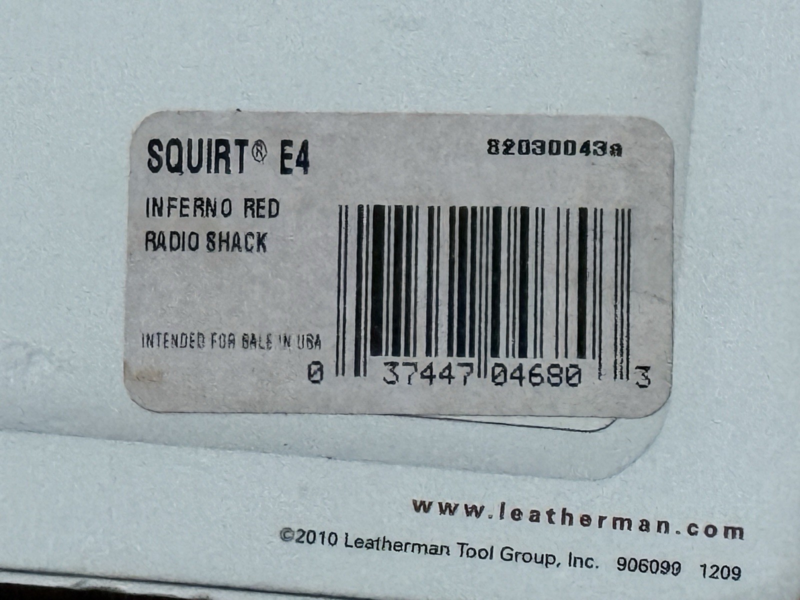 Leatherman Squirt E4 Radioshack Inferno Red Multitool