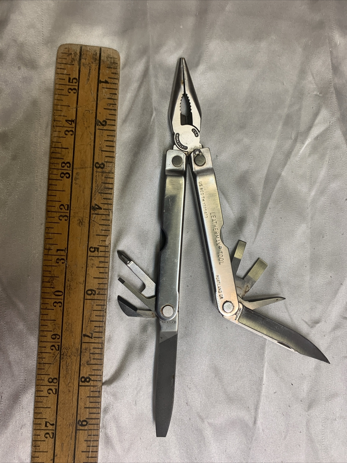 Vintage Original Leatherman Multi-Tool W/Sheath TM 1325473 Made USA, Good Condit