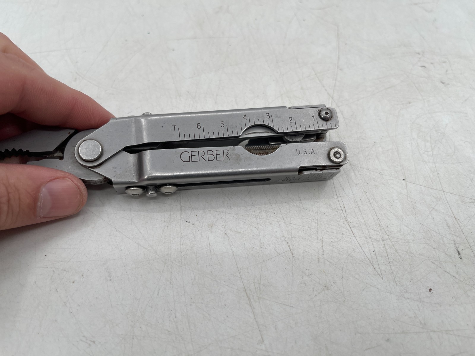 Gerber Mult-tool See Pictures