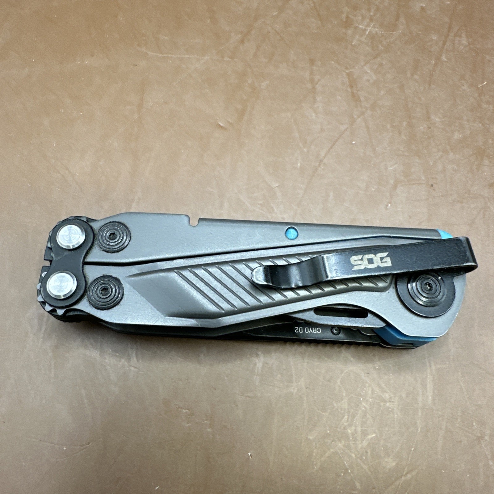 SOG Flash MT Multi-Tool Stainless Steel Housing! Urban Gray & Cyan!