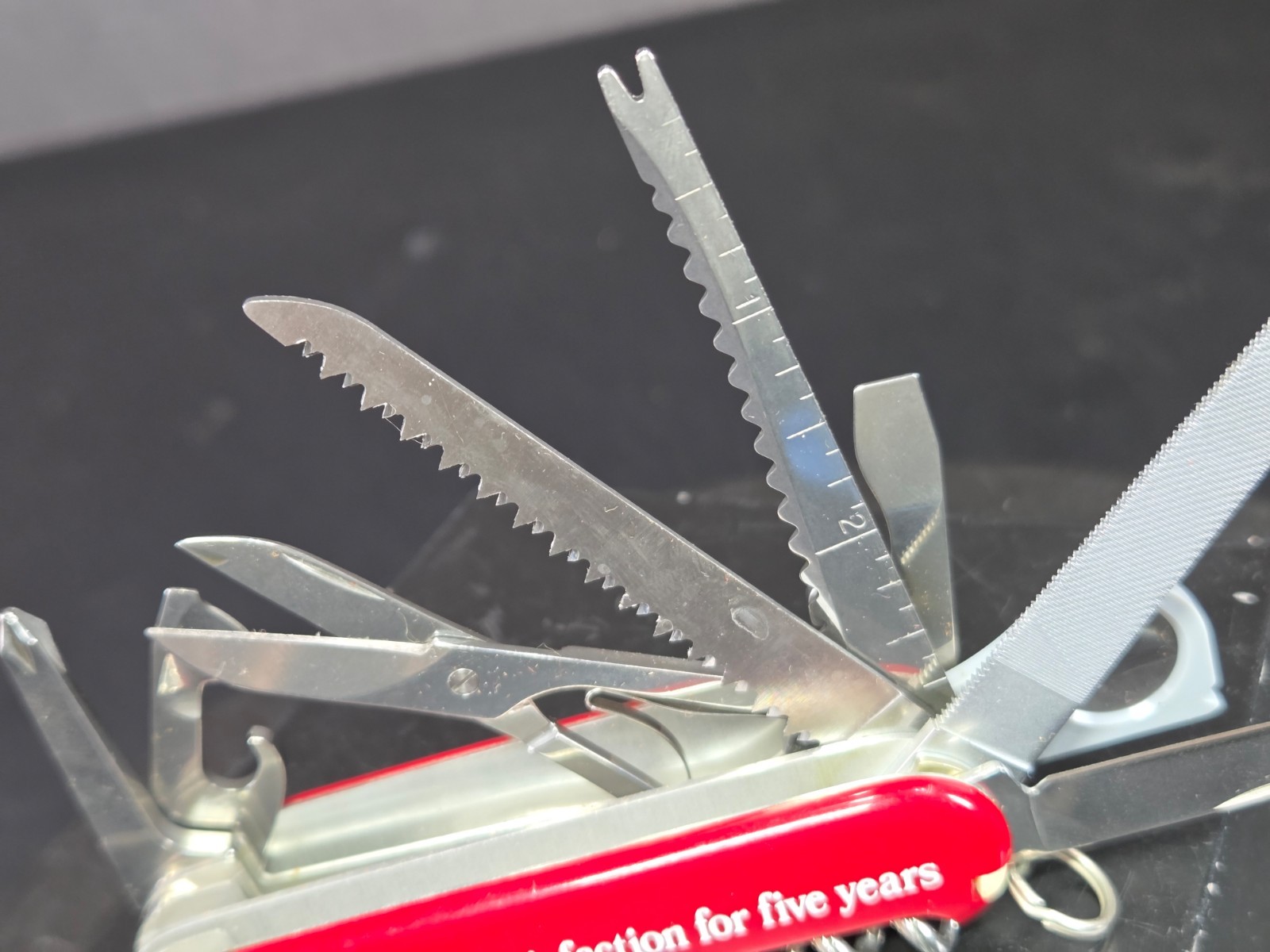 Victorinox Swiss Army Knife Red Multi Tool Scissors Saw Corkscrew 13 Tools