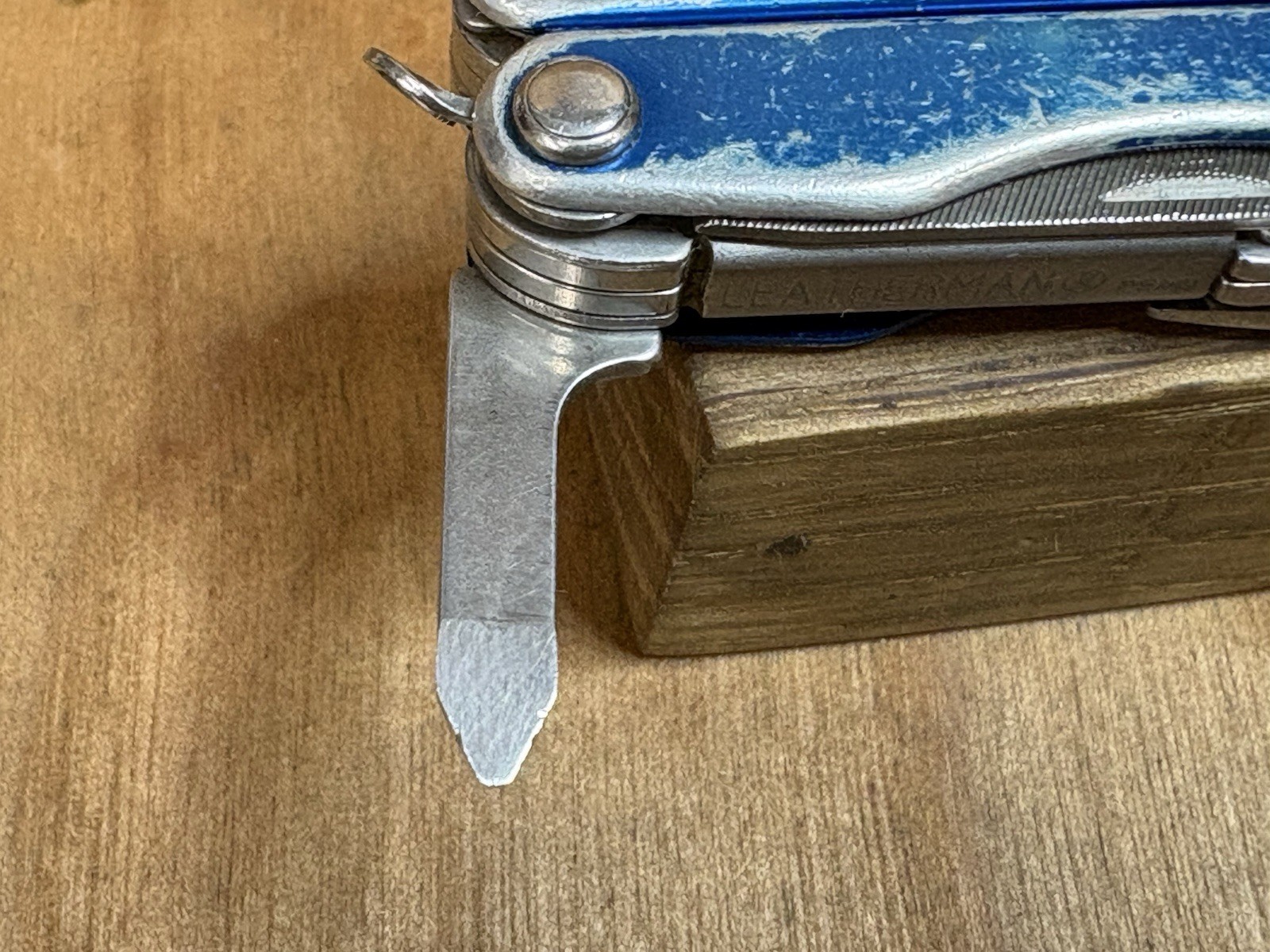 Leatherman Squirt P4 Blue Plier Multi-Tool Key Ring USA Retired GREAT!