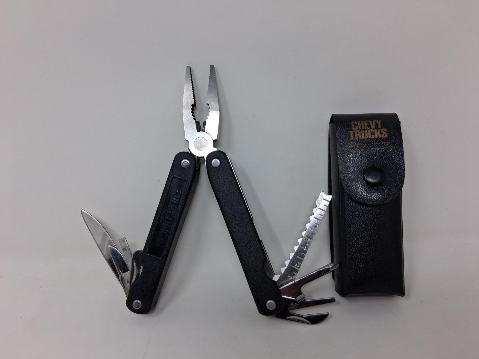 “Leatherman” style Multi Tool Sheath w Chevy Trucks Case