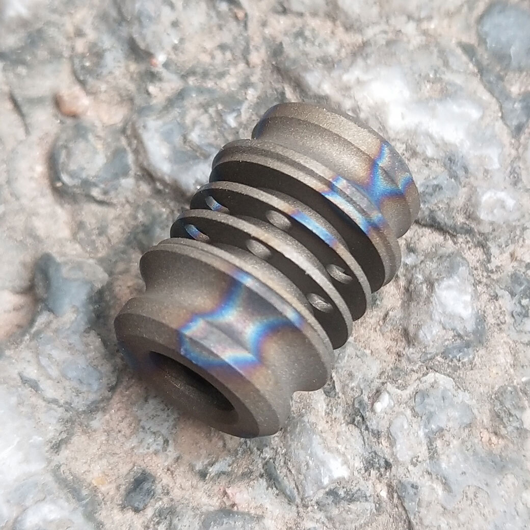Titanium Alloy Folding Knife DIY Cool Lanyard Bead Umbrella Rope Tool Pendant