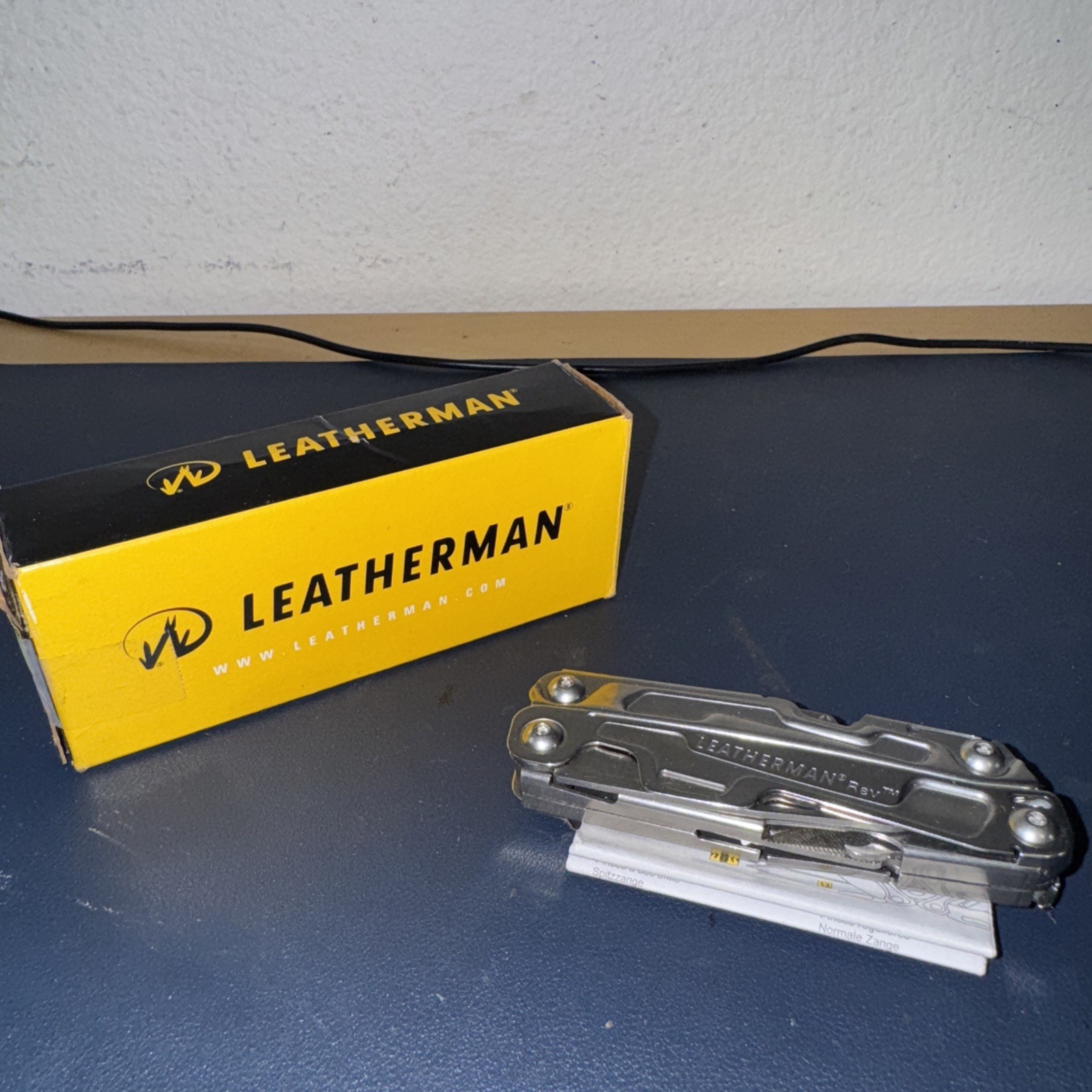Leatherman Rev Multi-Purpose Knife 14 Tools Versatile Multi-tool Open Box *READ