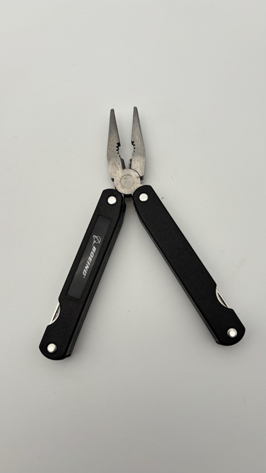Boeing Stainless Steel Multi-Tool W/ Nylon Case In Good Condition