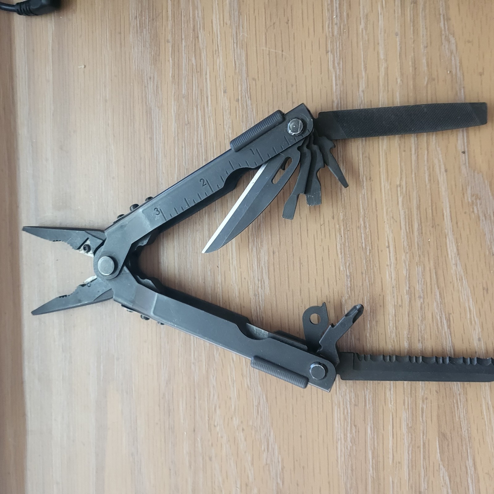 Gerber MP600 Multi‑Tool lack Oxide Finish