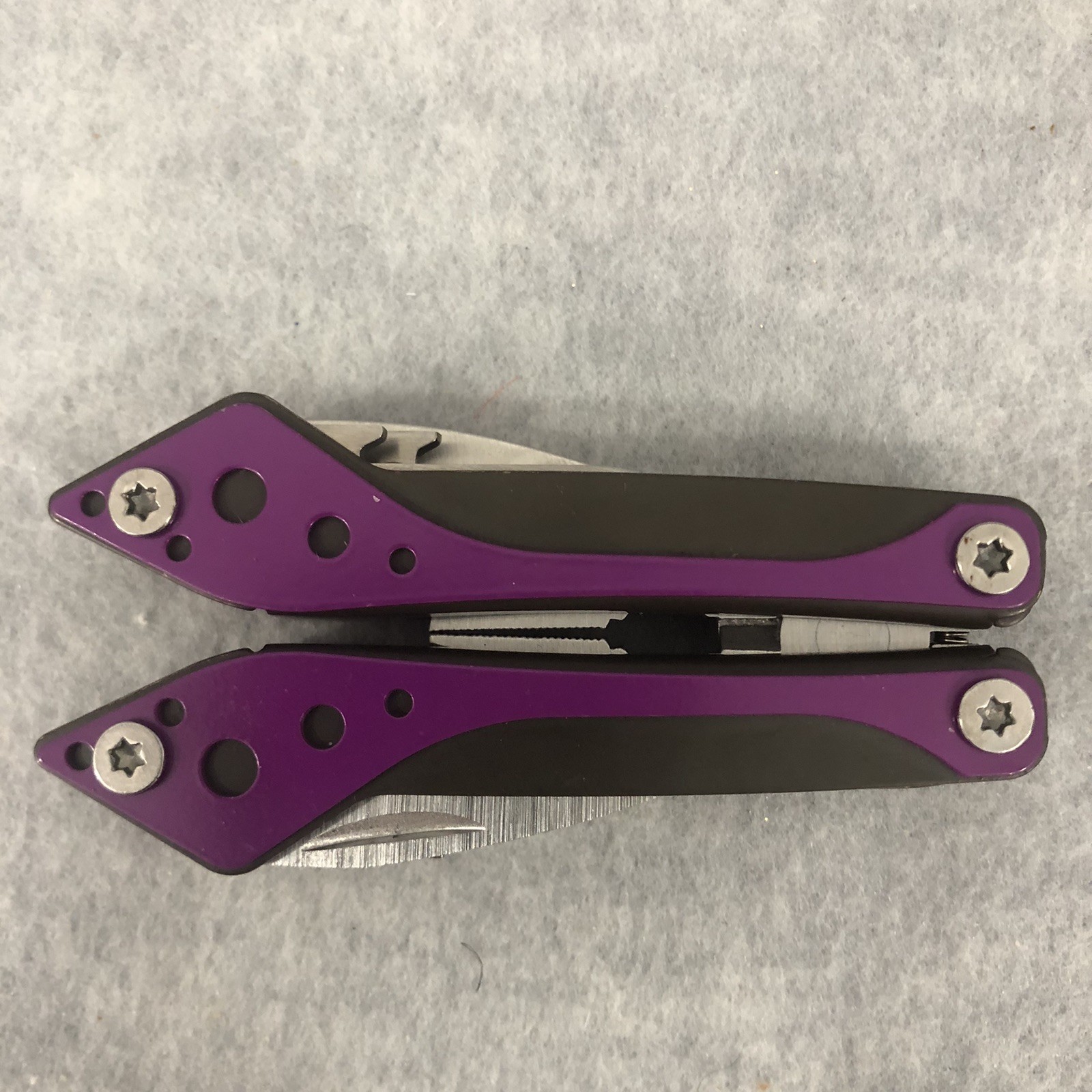 Cabela’s Multi-Tool Purple 3” Closed With Black Nylon Case With Belt Loop Clean