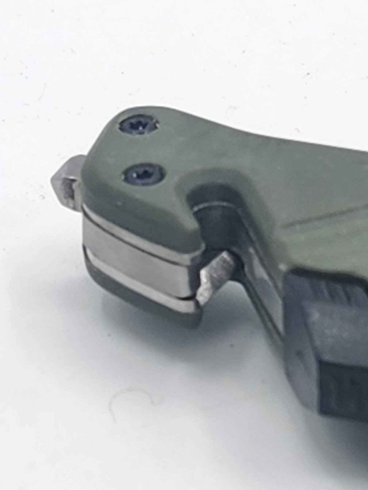 Ozark Trail 6 In 1 Multi Tool Lock Blade Knife Cord Cutter Bottle Opener