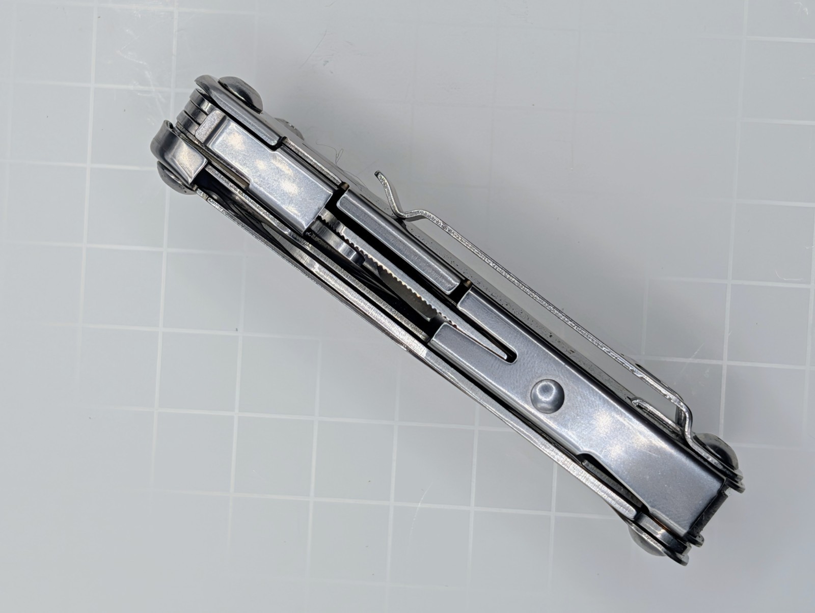 LEATHERMAN BOLSTER 13 TOOL STAINLESS STEEL MULTI-TOOL, EXCELLENT CONDITION!