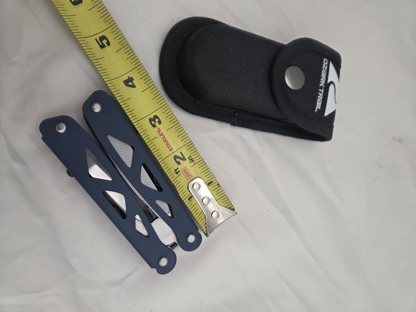 Ozark Trail Multitool With Carry Case