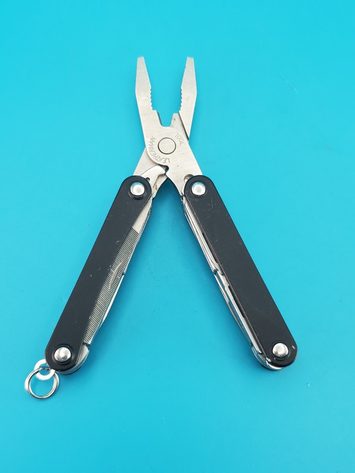 Leatherman SQUIRT PS4 Multi-Tool! BLACK! *broken scissors spring*