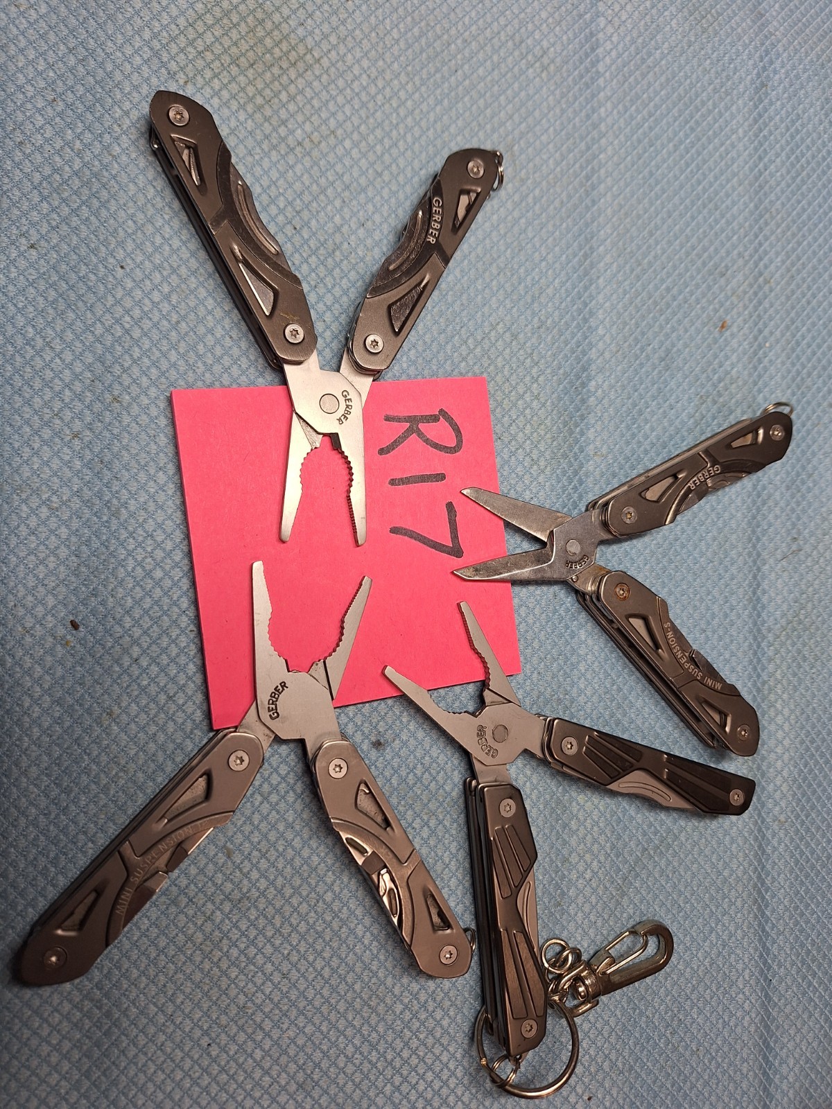 4 Gerber Mini Multi Tools AIRPORT CONFISCATION NICE LOC R17