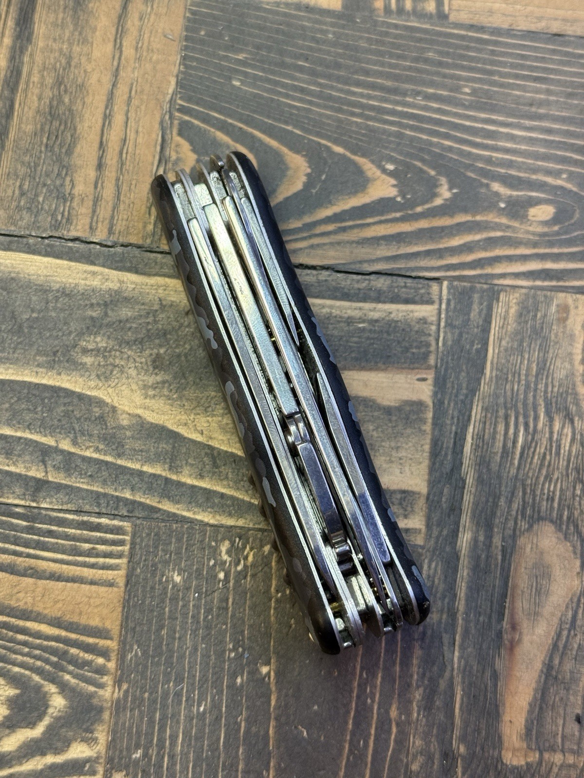 Victorinox Skipper 111mm Swiss Army Knife Lockblade Camo Gray Used