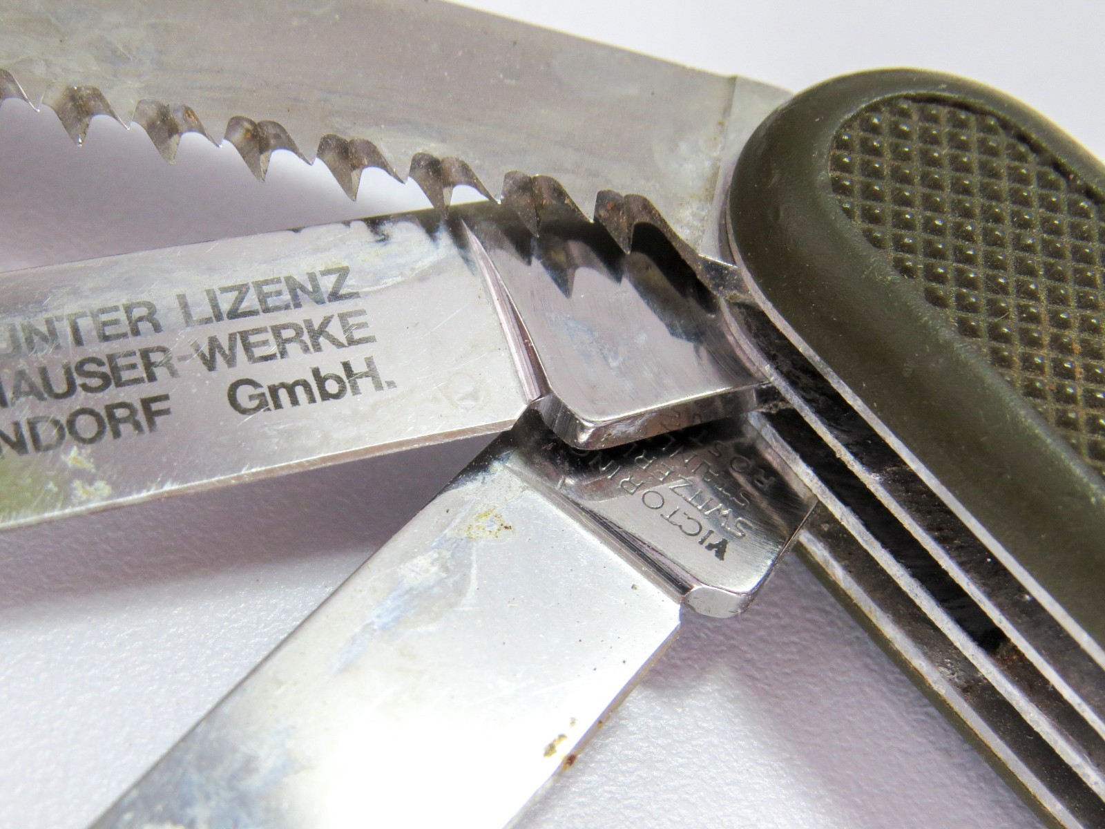Victorinox 108mm Mauser Swiss Army 5-Blade Pocket Knife – Broken Saw Blade