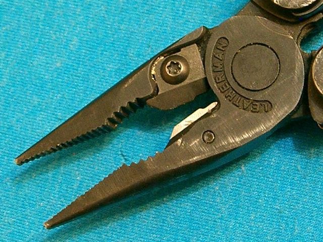 LEATHERMAN KNIFE BLACK WAVE+ MULTI PLIERS SURVIVAL TOOLS KNIVES UTILITY BUSHCRAF