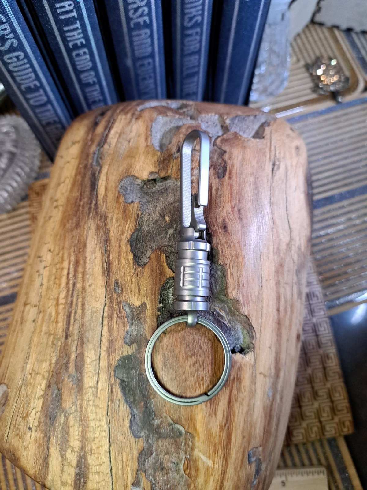 EDC Titanium Keychain Belt Loop Clip Quick-Release With Built-in Box Opener