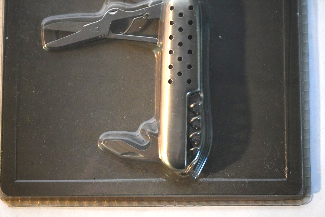 NIP 7 Function Pocket Knife Tools Stainless Steel Ground Textured Grips 90733