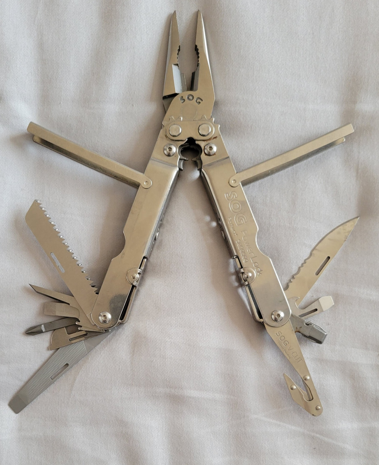 Vtg SOG USA PowerLock V-Cut Patent 5809599 Stainless Multi-Tool w/ Sheath