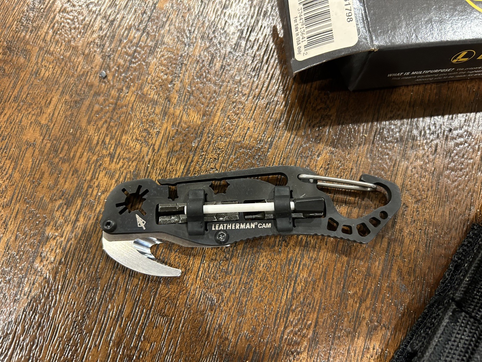 LEATHERMAN Cam Multi-Tool Black Nylon Molle Sheath Bow Hunting NEW IN BOX 831798