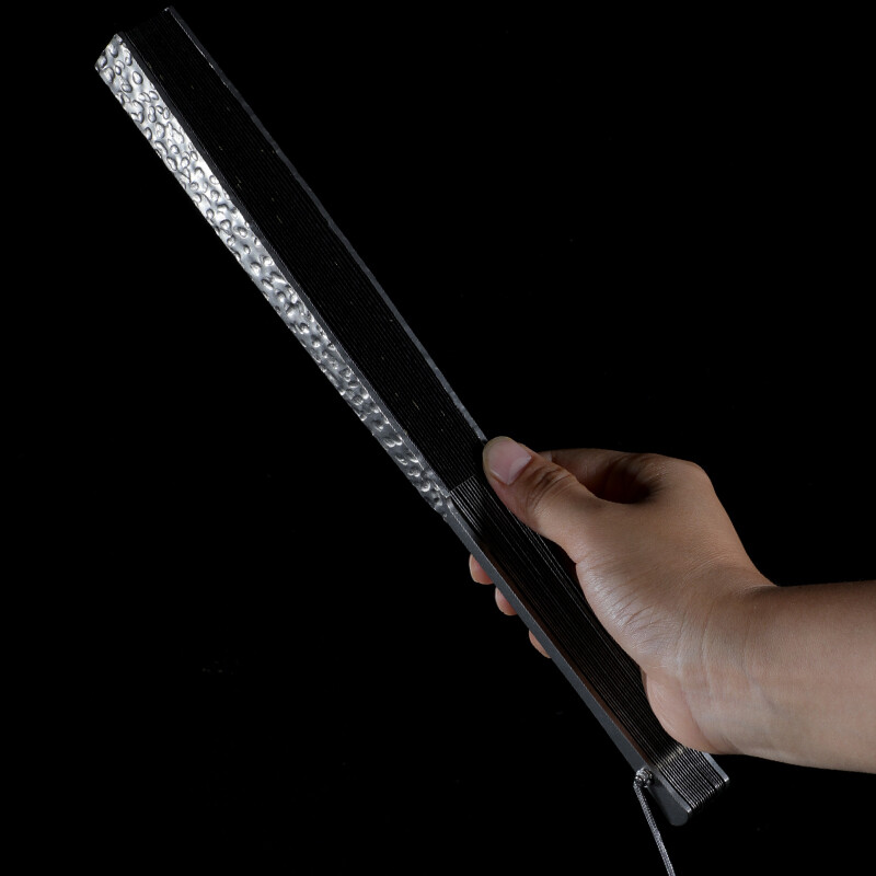 Titanium Alloy Folding Fan Outdoor Tactical 9-inch Metal Kung Fu Fan Tai Chi Fan
