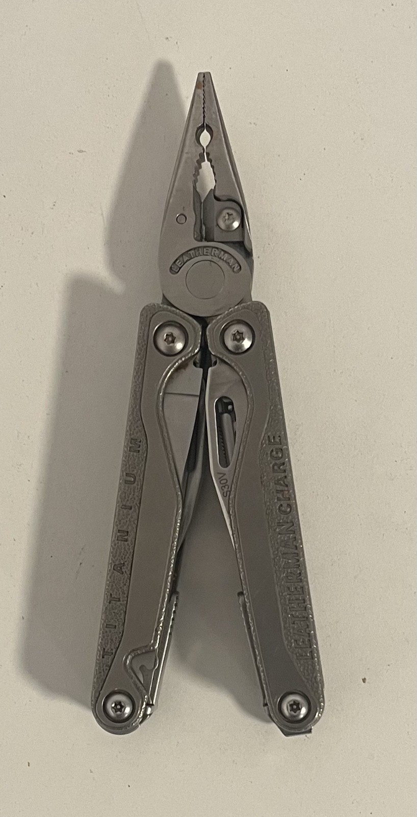 Leatherman Charge Titanium Multi-Tool + Extra Bits + Case