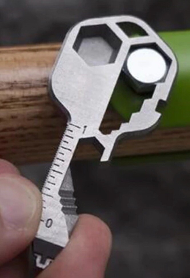 24-In-1 Multifunctional Tool Outdoor Screwdriver Bottle Opener