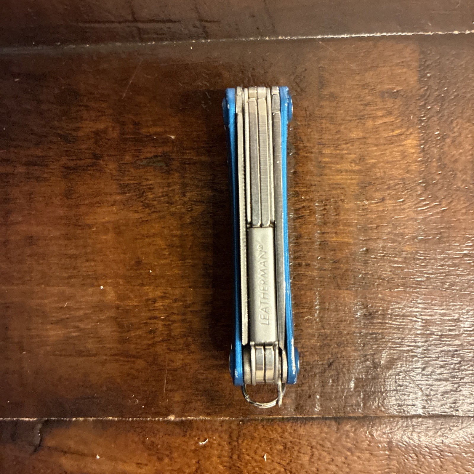 Leatherman Squirt PS4 Multi Tool, Knife, Pliers – Blue – Excellent