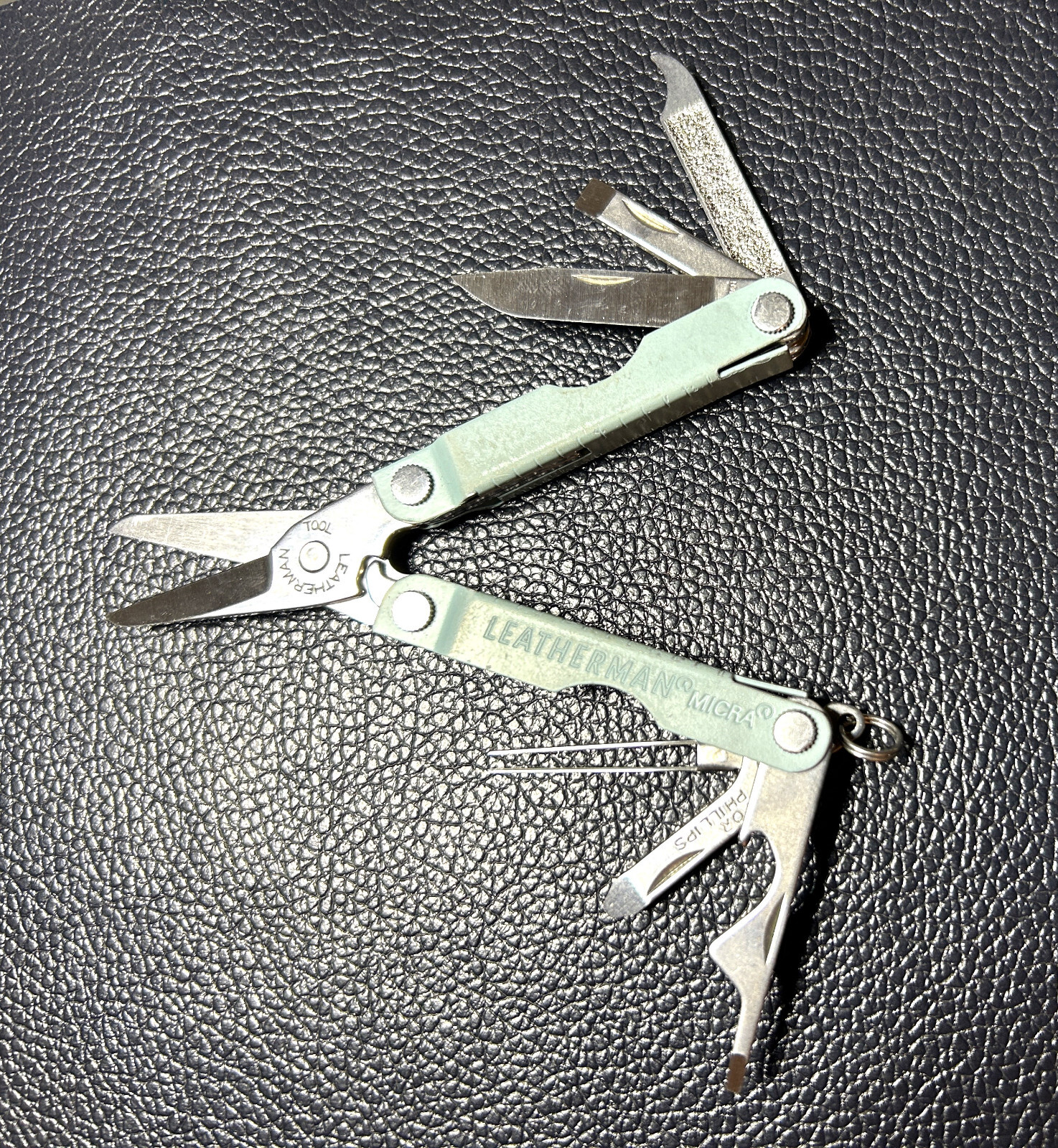 Leatherman MICRA Multi-Tool – Light Blue – 12/23 – 12/23
