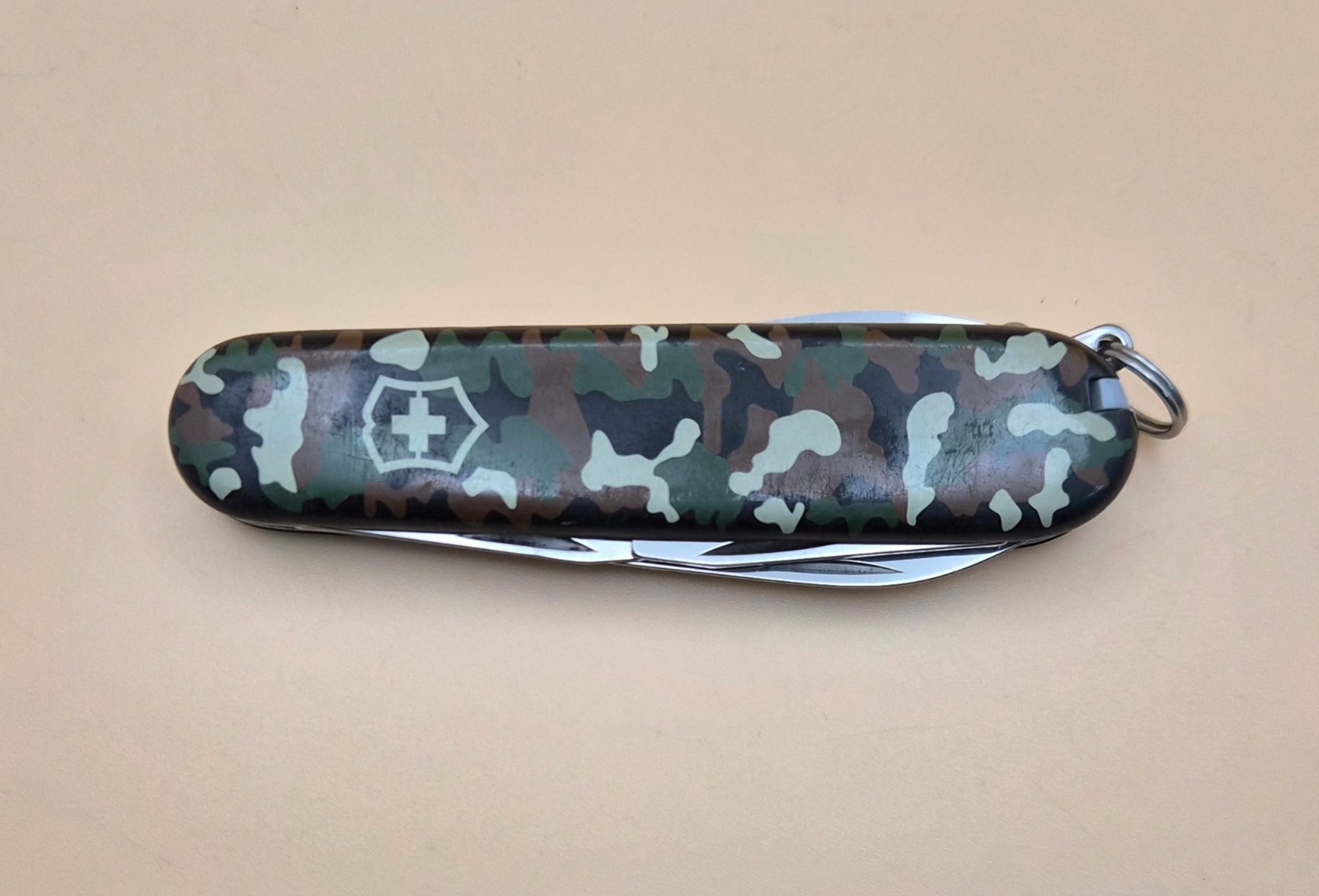 Victorinox SPARTAN Swiss Army Knife Camo – Good Condition (002)