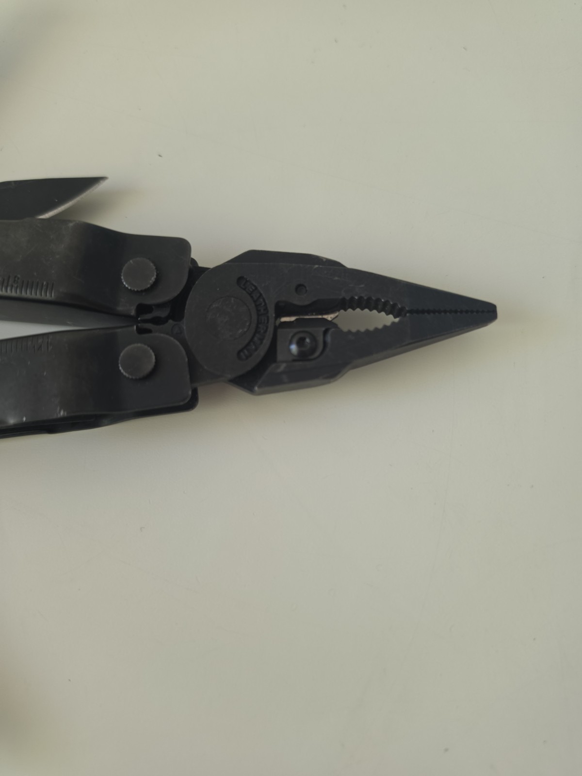 Leatherman Super Tool 300 Multi-tool Pliers! BLACK OXIDE!