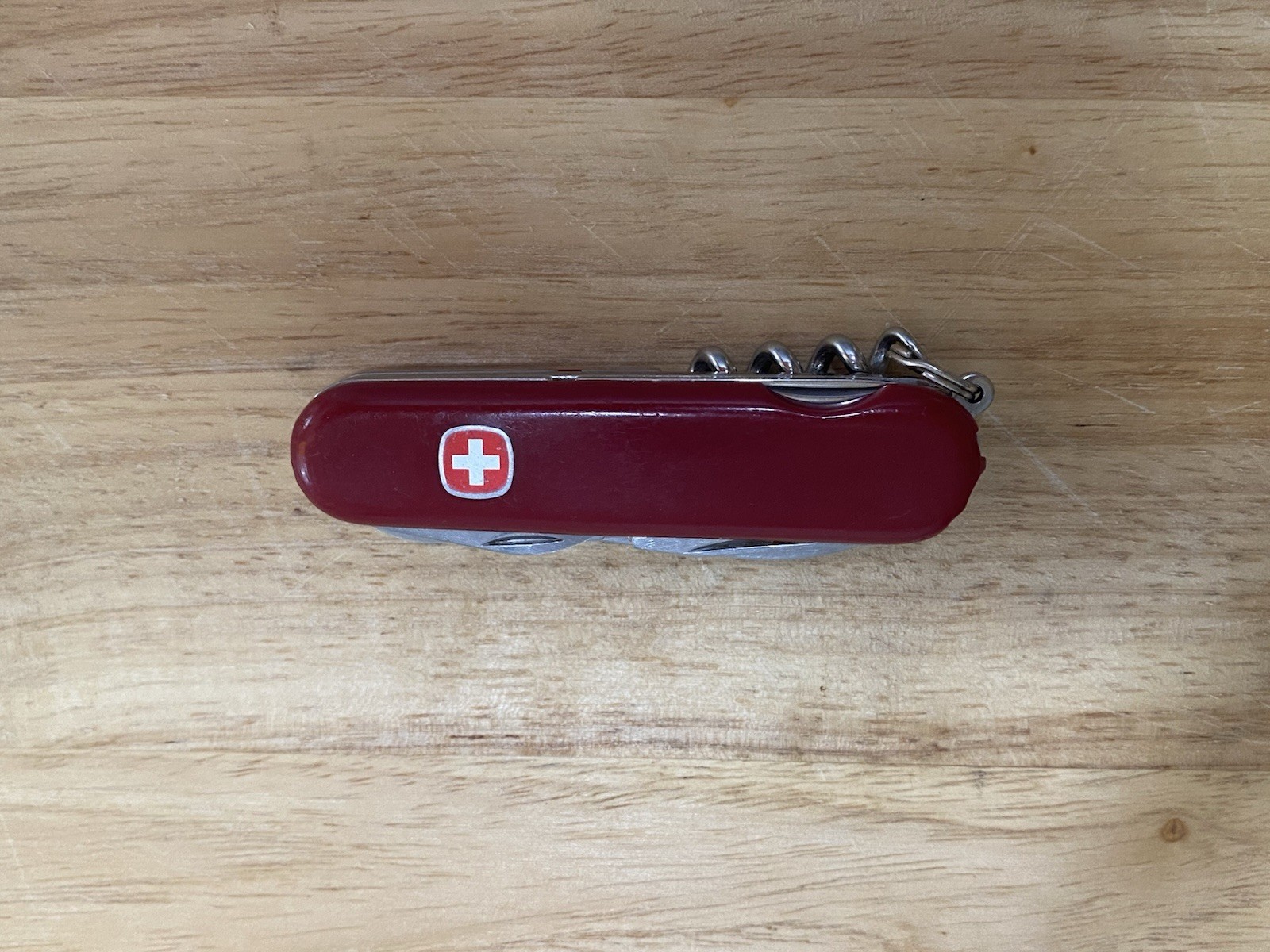 Wenger Traveler Swiss Army Knife Red 7-Tool 2.5in Blade Scissors Corkscrew