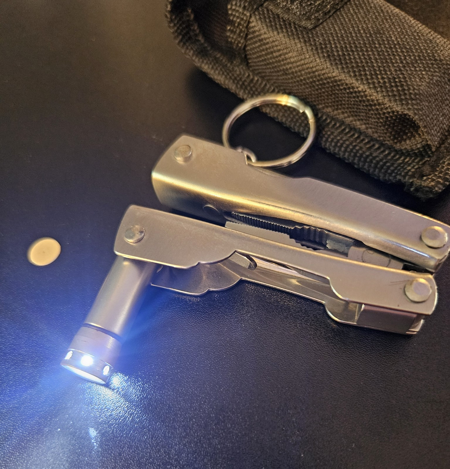Multifunction 6 in 1 Tool With Storage Pouch Belt Holster & Key Chain READ