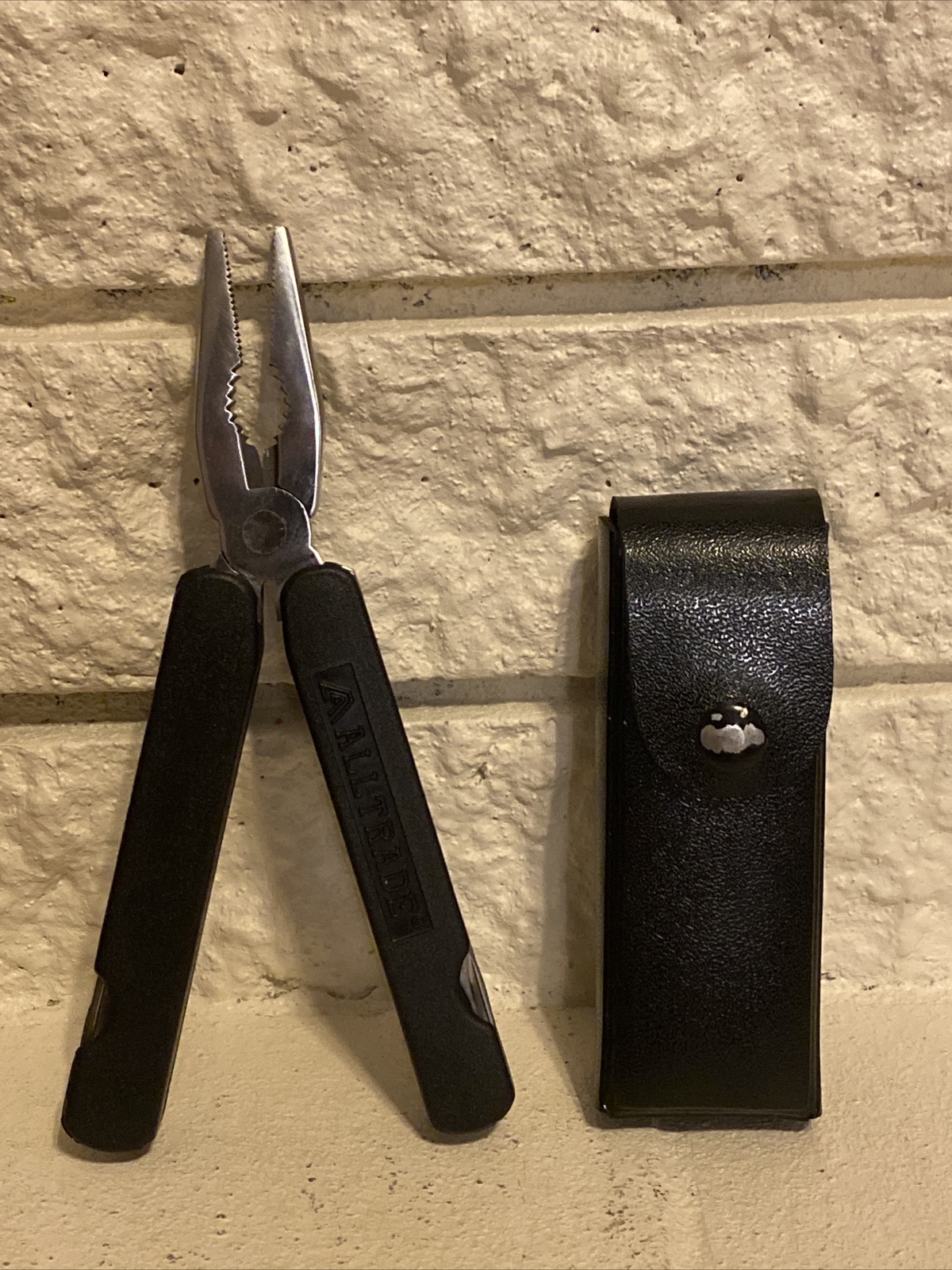 ALLTRADE MULTI-TOOL POCKET KNIFE!
