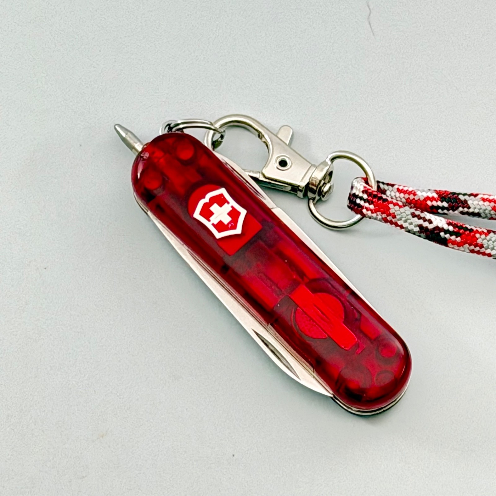 Tranparent Red Swiss Army Knife Signature Lite/ Red LED/Refreshed/New Battery