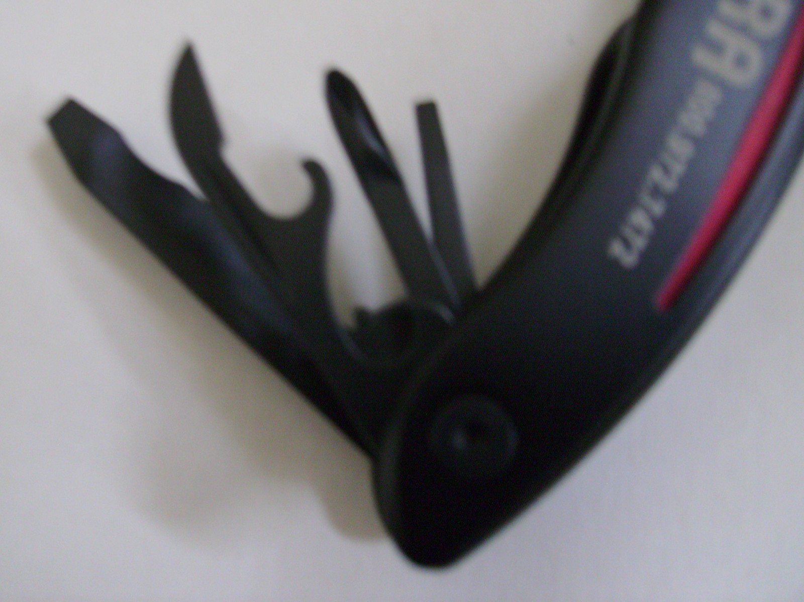 High Sierra Heavy Duty MULTI-TOOL with case