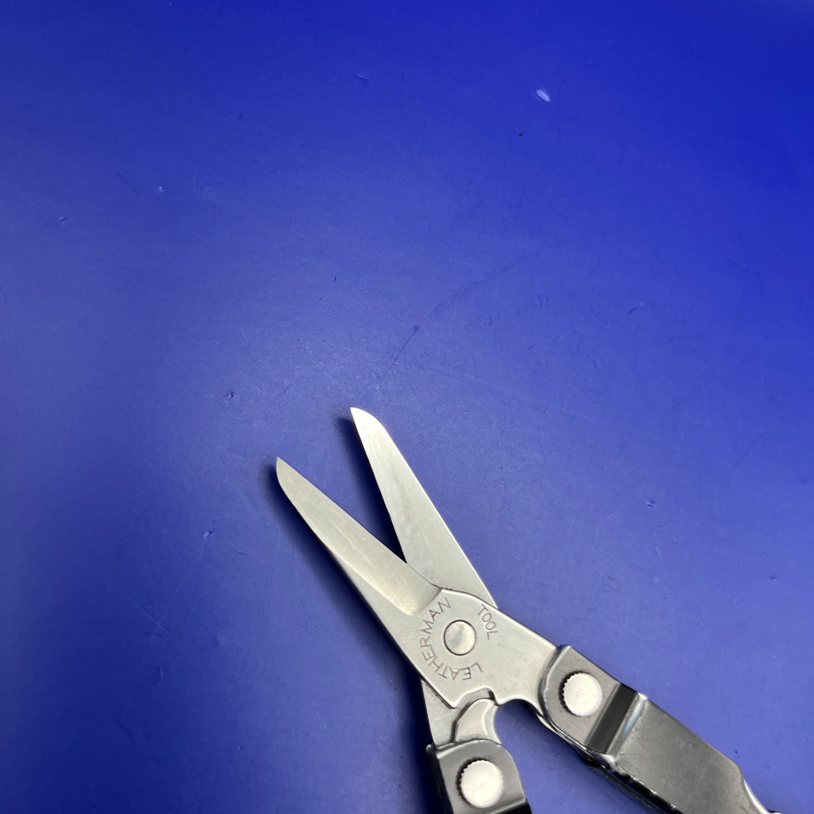 Leatherman Micra Multi-Tool Knife, Scissors- Bladk
