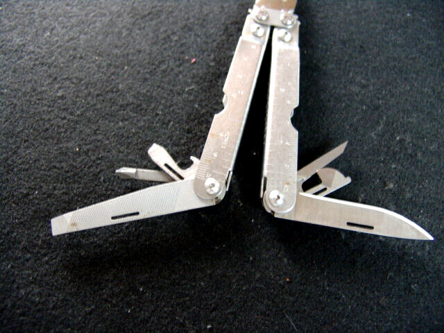 SOG POWER ACCESS-MULTI TOOL-CASE-KLEIN TOOLS-FOLDING-LOCKING-UTILITY KNIFE-EXLNT
