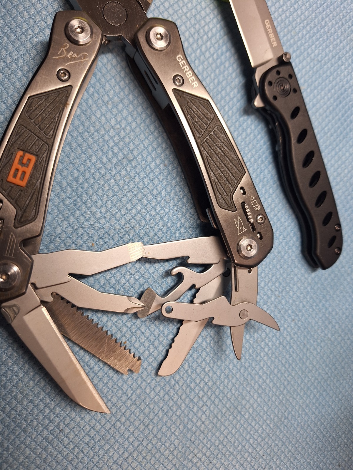2 GERBER ITEMS BG MULTI TOOL / EVO JR KNIFE EXCELLENT Lot 755