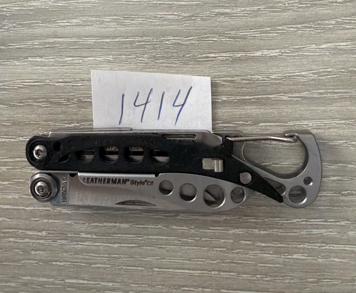 Leatherman STYLE CS Multi Tool Knife File Scissor, Tweezer, Carabiner