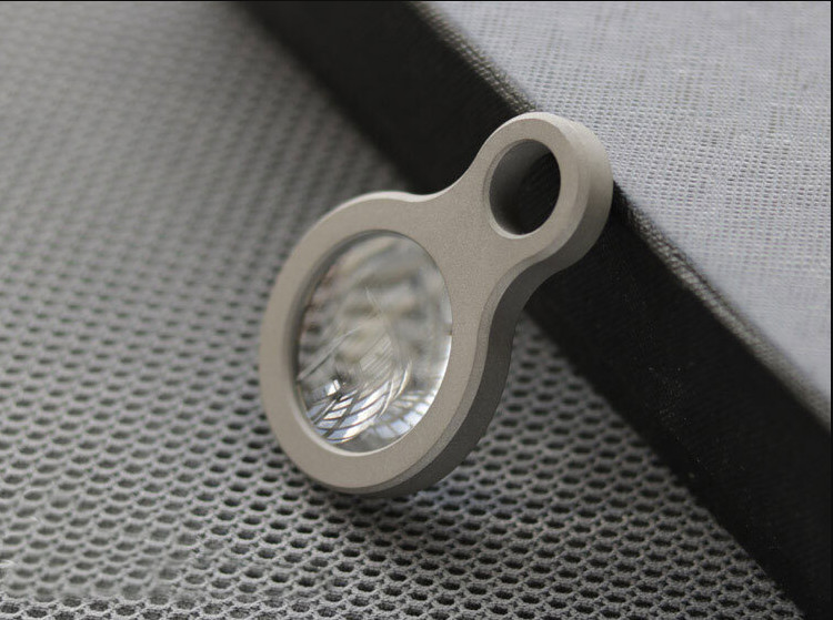 Outdoor Survival Portable Titanium Magnifying Glass Lens Handheld Pendant EDC A+