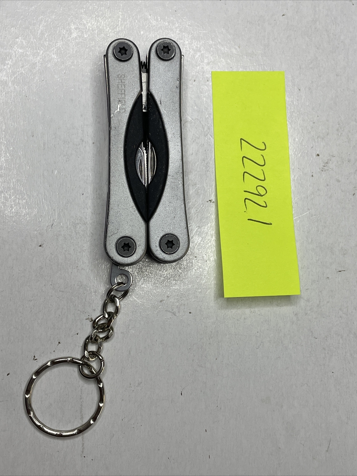Sheffield key chain Multi-Tool – Various styles