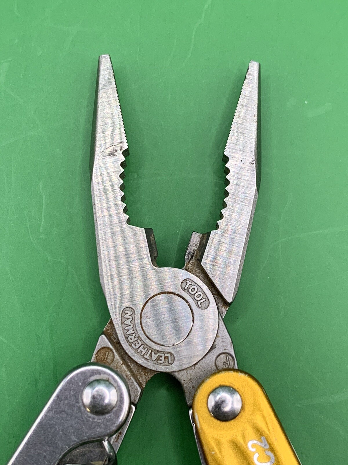 Leatherman Juice C2 Sunrise Yellow Multi-tool Rare Retired