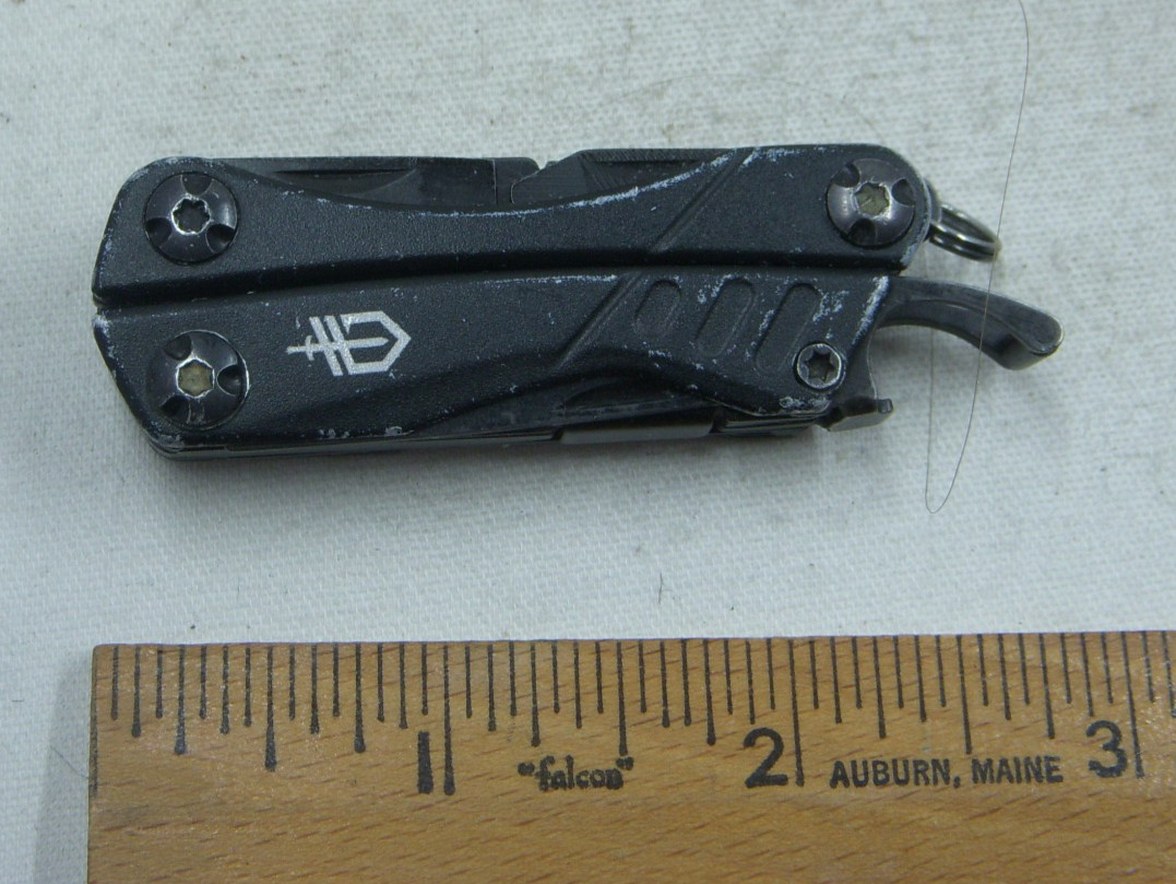 Gerber Dime 4661220D1 Black 11 Function Multi Tool